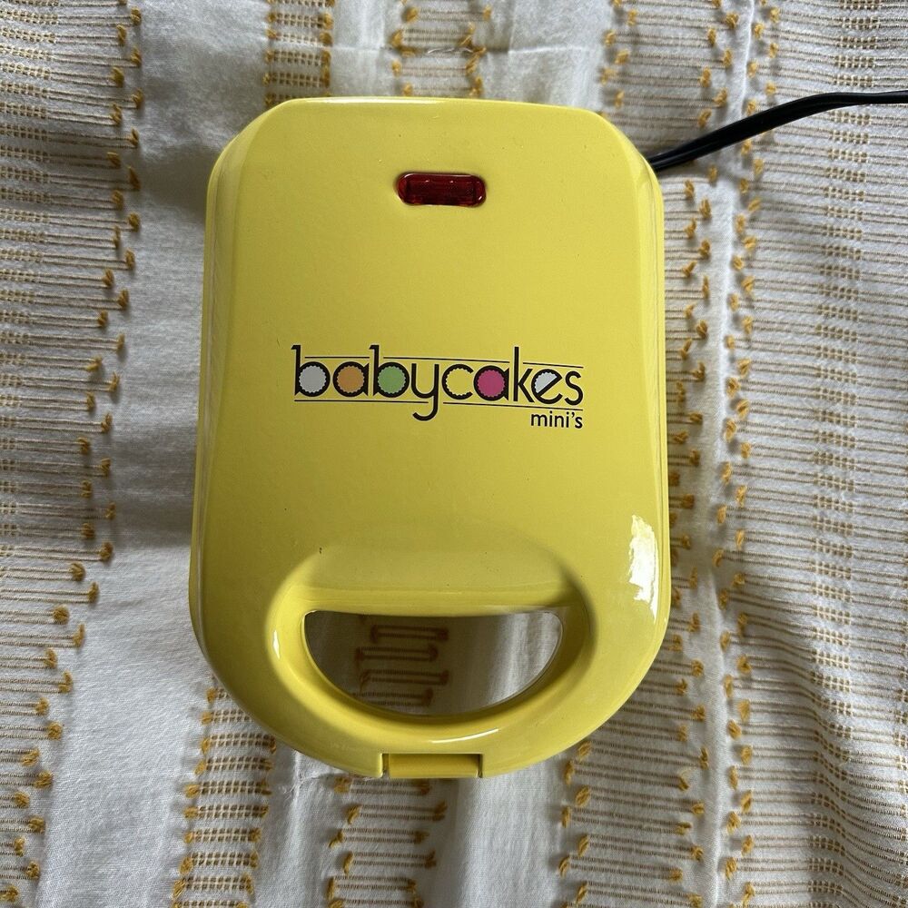 Yellow Baby Cakes Mini Nonstick Donut Maker DNM-30 Cakes Desserts Babycakes